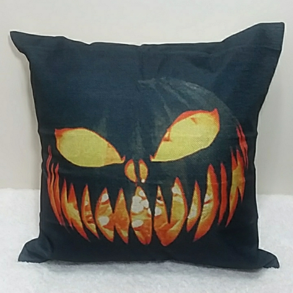 Pumpkin Halloween Pillowcase. NWOT